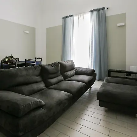Apartment A Casa Distefano We Are The Center